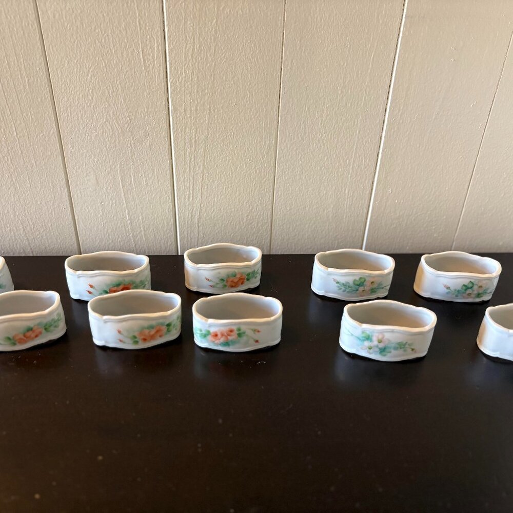 Vtg 11 Handpainted Porcelain Napkin Rings Rose Bouquet Floral Cottagecore Granny